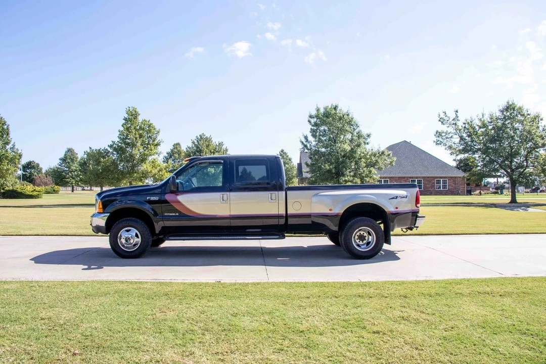 2000 Ford Super Duty 1st Gen - Image 19 of 21