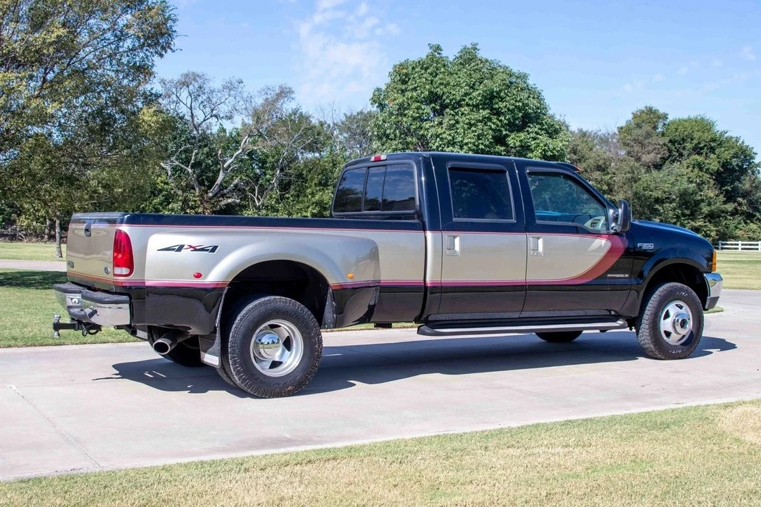 2000 Ford Super Duty 1st Gen - Image 16 of 21