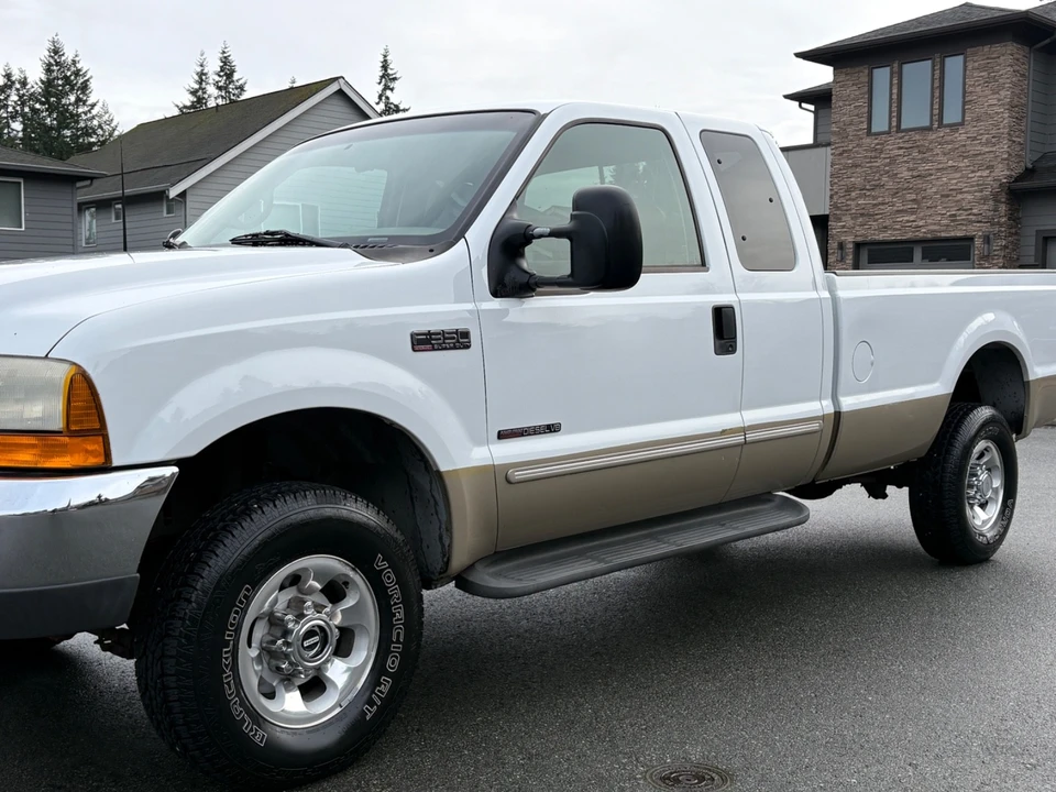 2000 Ford Super Duty 1st Gen - Image 11 of 21