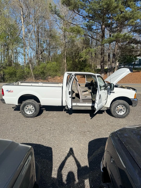 2000 Ford Super Duty 1st Gen - Image 3 of 20