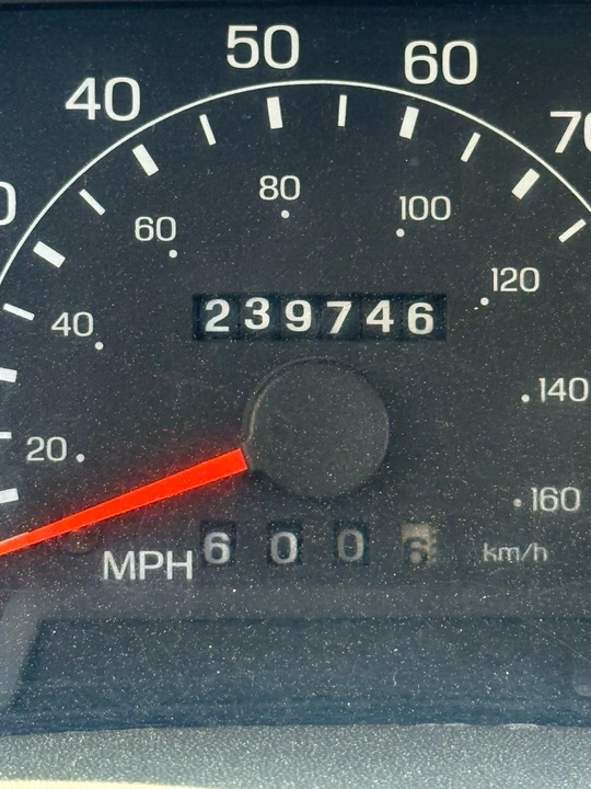 2000 Ford Super Duty 1st Gen - Image 9 of 20
