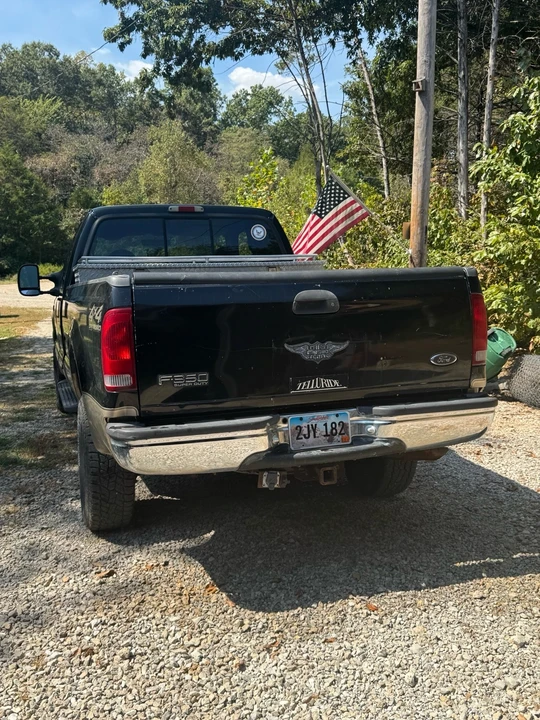 2000 Ford Super Duty 1st Gen - Image 2 of 21