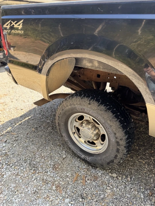 2000 Ford Super Duty 1st Gen - Image 11 of 21