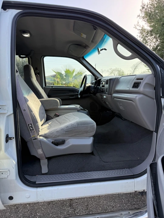 2000 Ford Super Duty 1st Gen - Image 8 of 15
