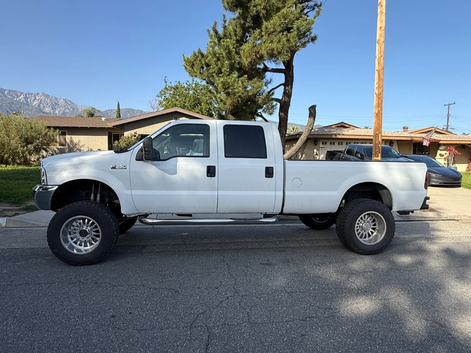 2000 Ford Super Duty 1st Gen - Image 4 of 15