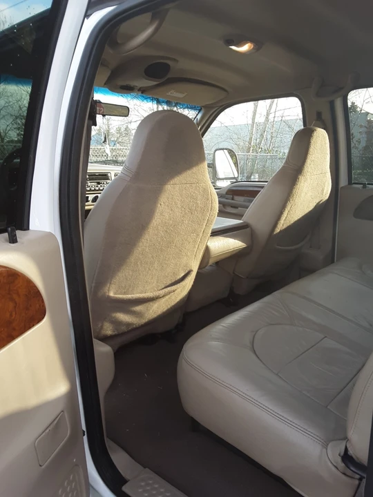 2000 Ford Super Duty 1st Gen - Image 6 of 15
