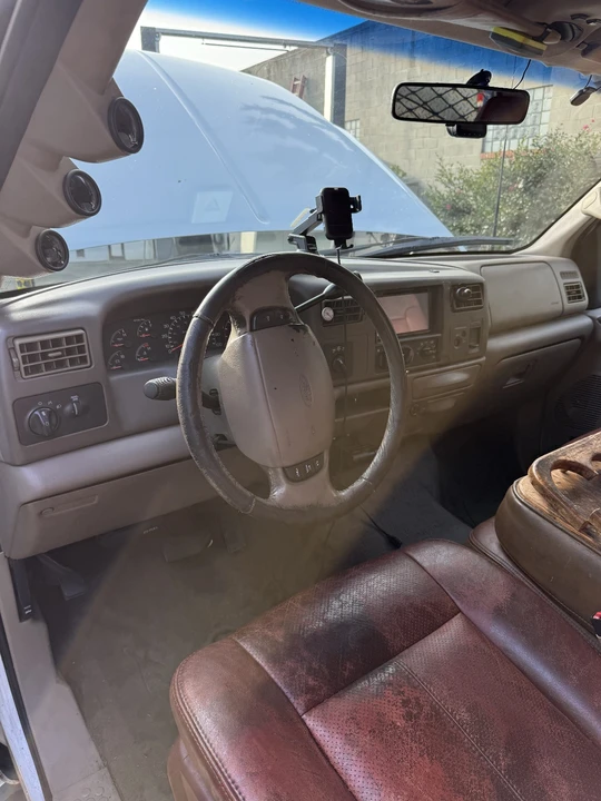 2000 Ford Super Duty 1st Gen - Image 8 of 11