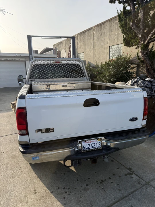 2000 Ford Super Duty 1st Gen - Image 3 of 11