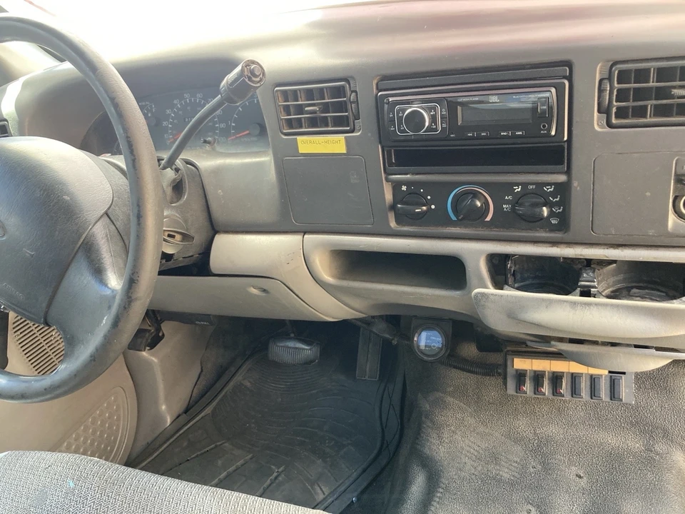 2000 Ford Super Duty 1st Gen - Image 8 of 19