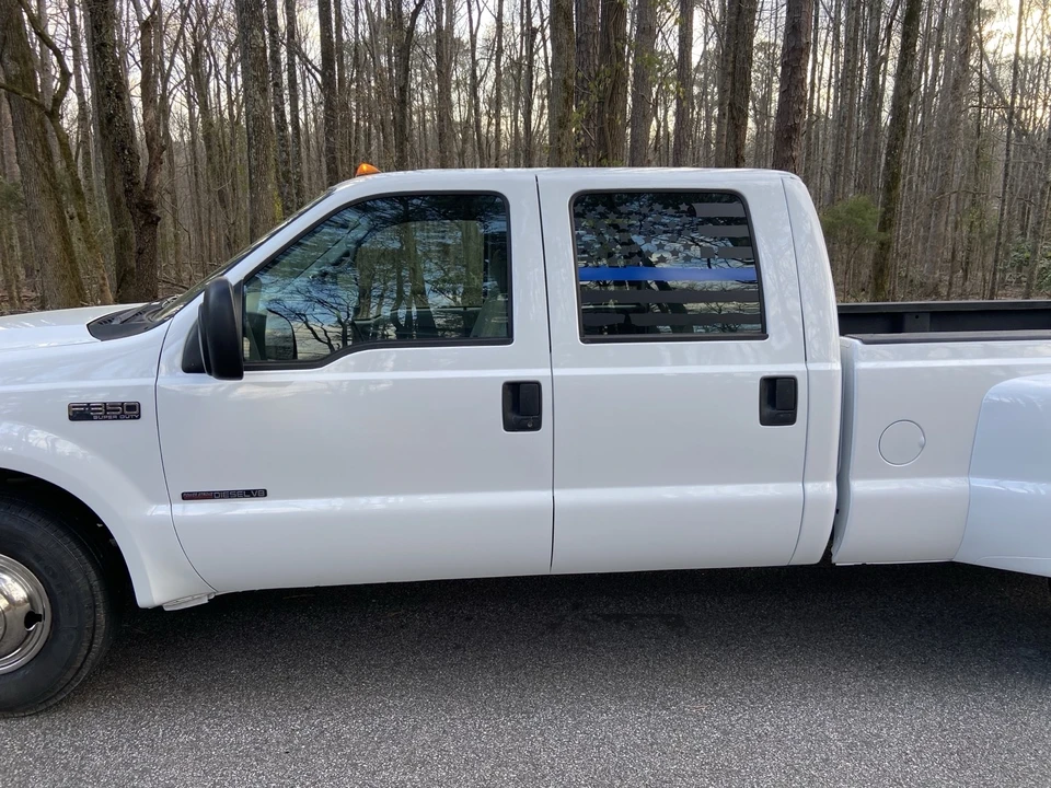 2000 Ford Super Duty 1st Gen - Image 2 of 20