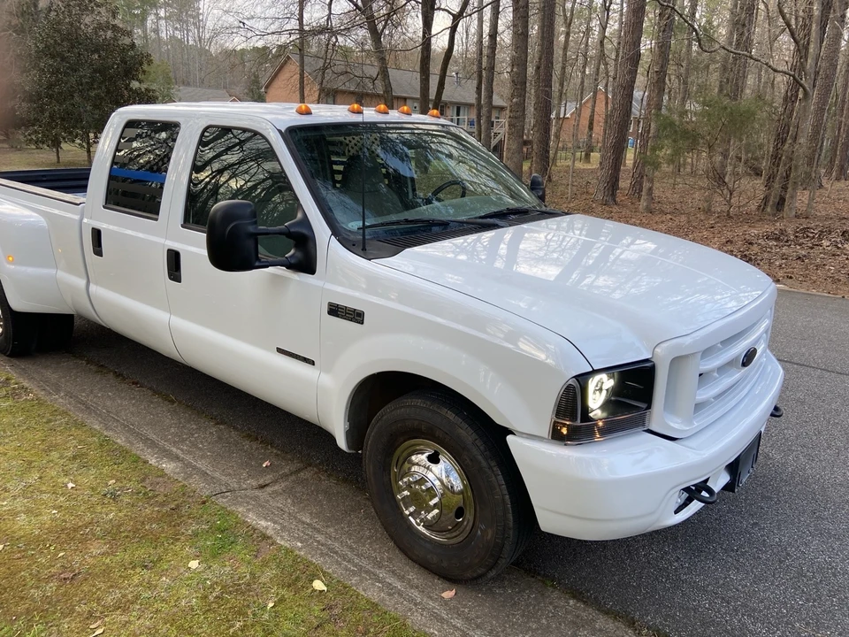 2000 Ford Super Duty 1st Gen - Image 7 of 20