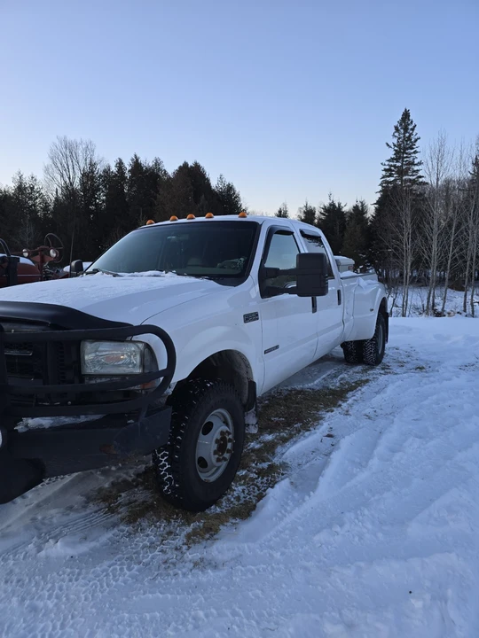 2000 Ford Super Duty 1st Gen - Image 12 of 12