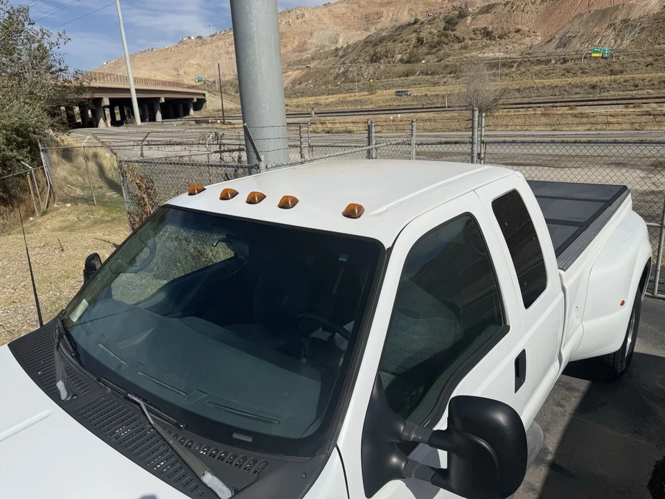 2000 Ford Super Duty 1st Gen - Image 11 of 18