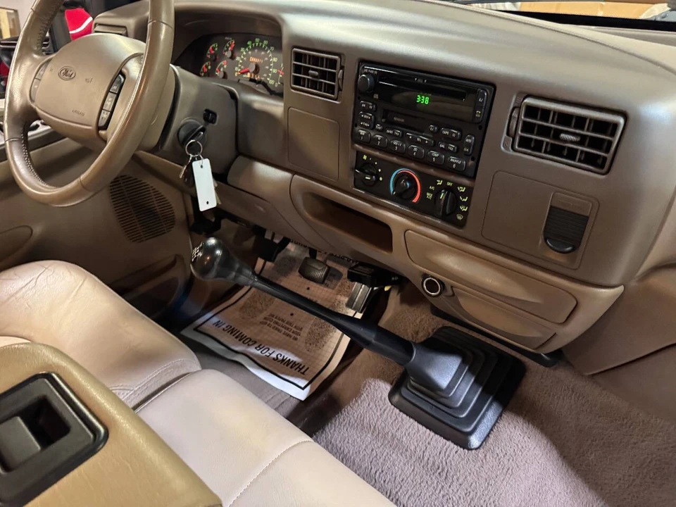 2000 Ford Super Duty 1st Gen - Image 11 of 12