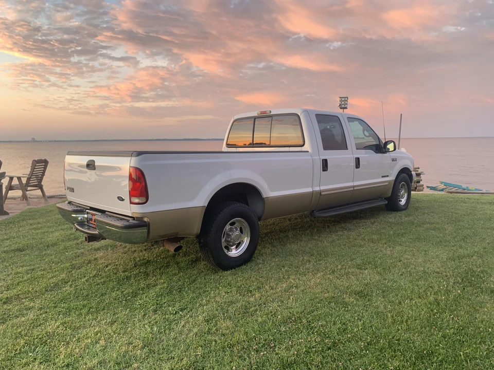 2000 Ford Super Duty 1st Gen - Image 23 of 31