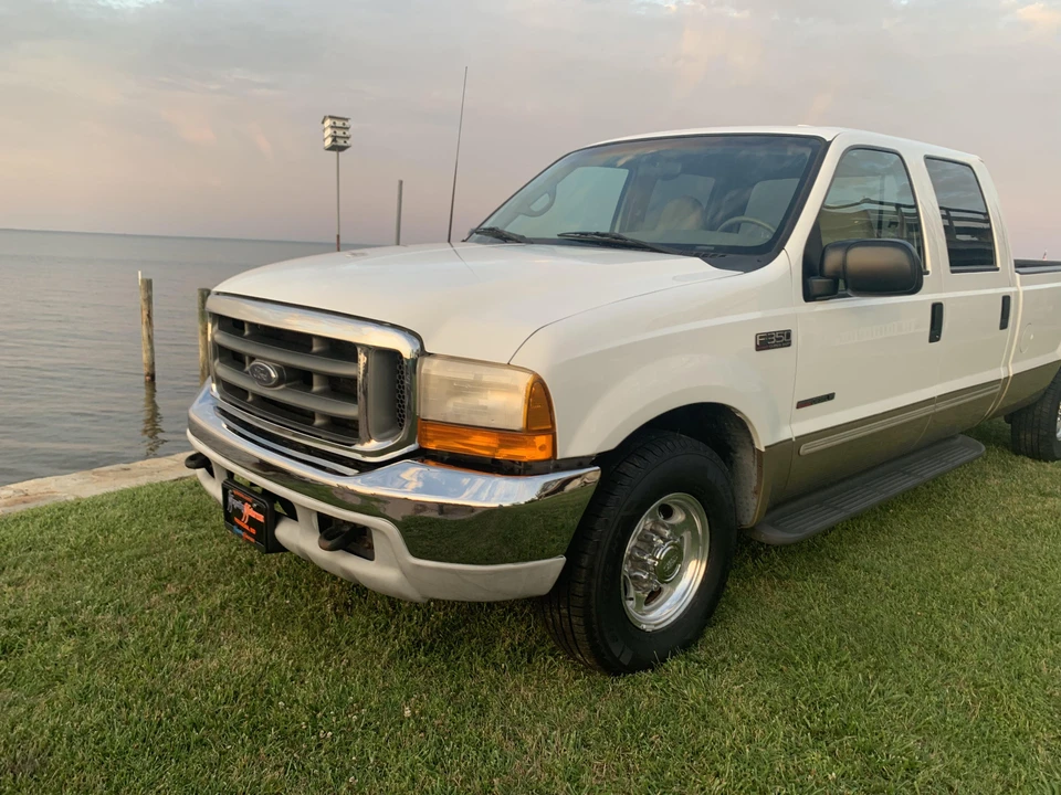 2000 Ford Super Duty 1st Gen - Image 30 of 31