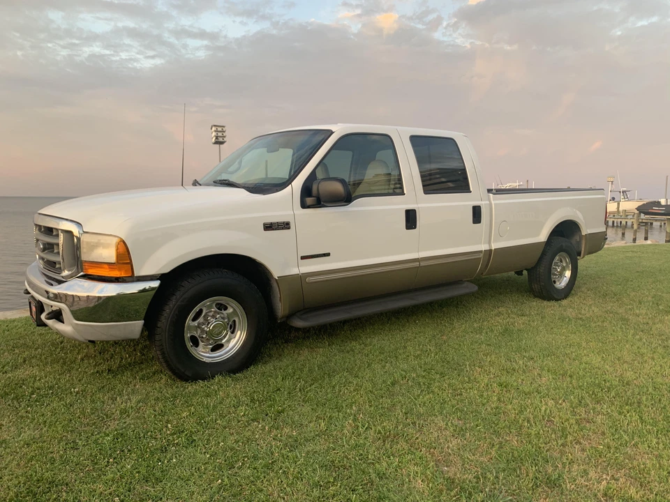 2000 Ford Super Duty 1st Gen - Image 9 of 31