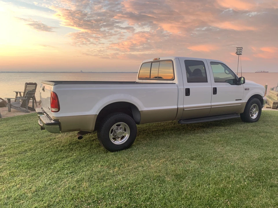 2000 Ford Super Duty 1st Gen - Image 25 of 31
