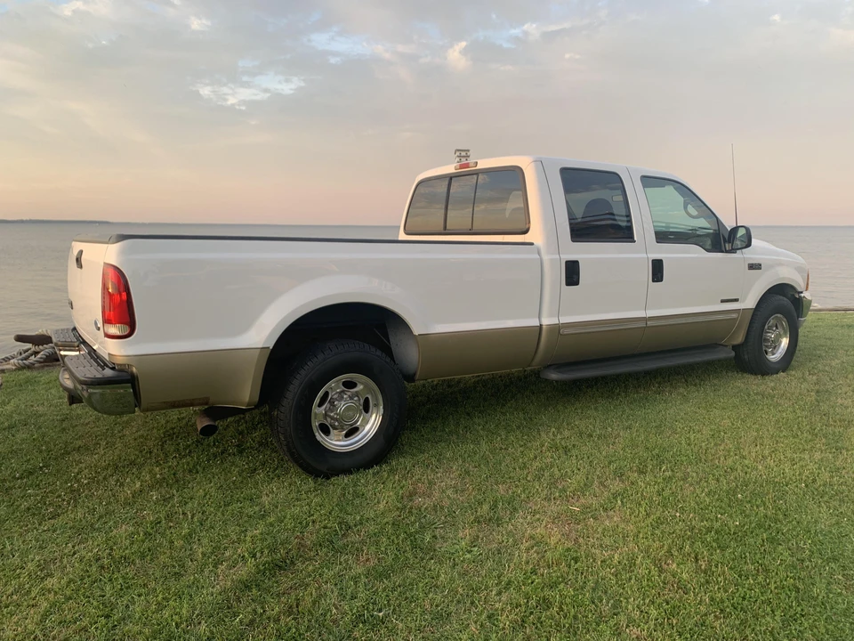 2000 Ford Super Duty 1st Gen - Image 24 of 31