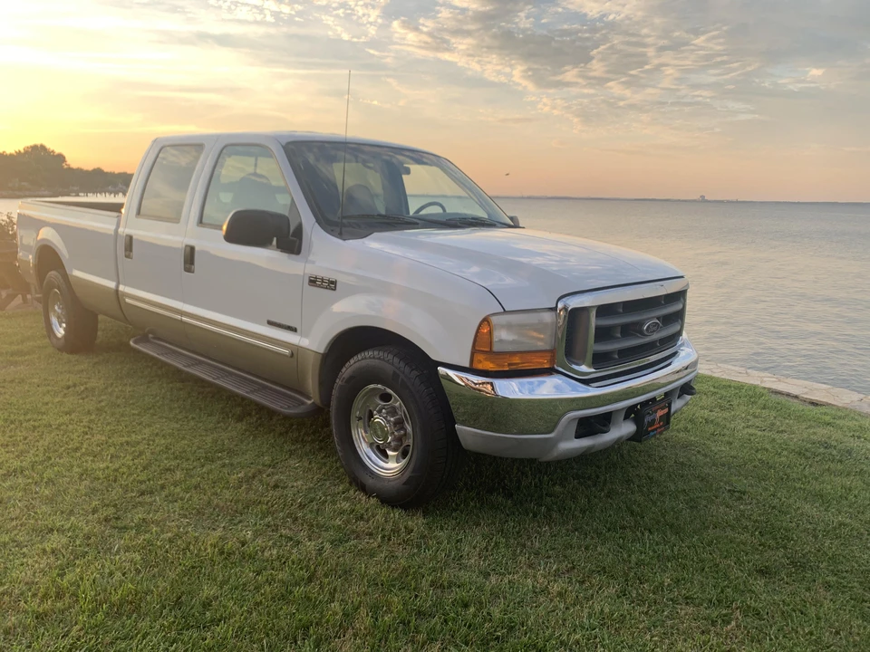 2000 Ford Super Duty 1st Gen - Image 28 of 31