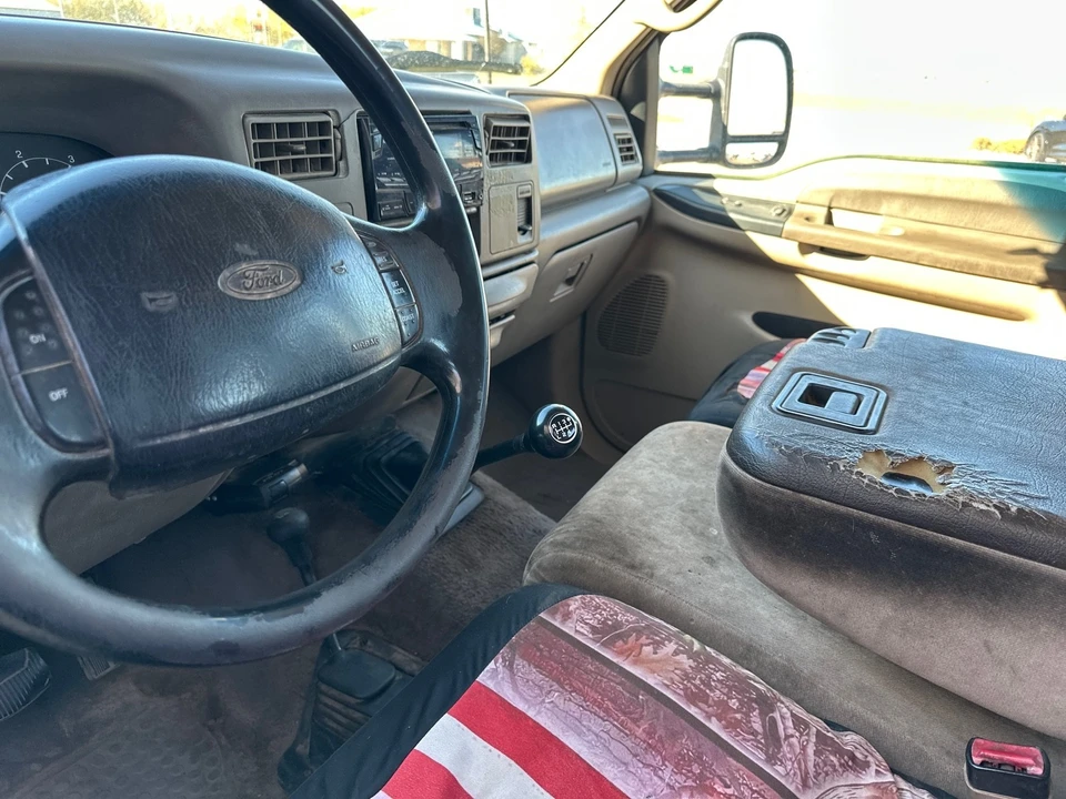 2000 Ford Super Duty 1st Gen - Image 11 of 12