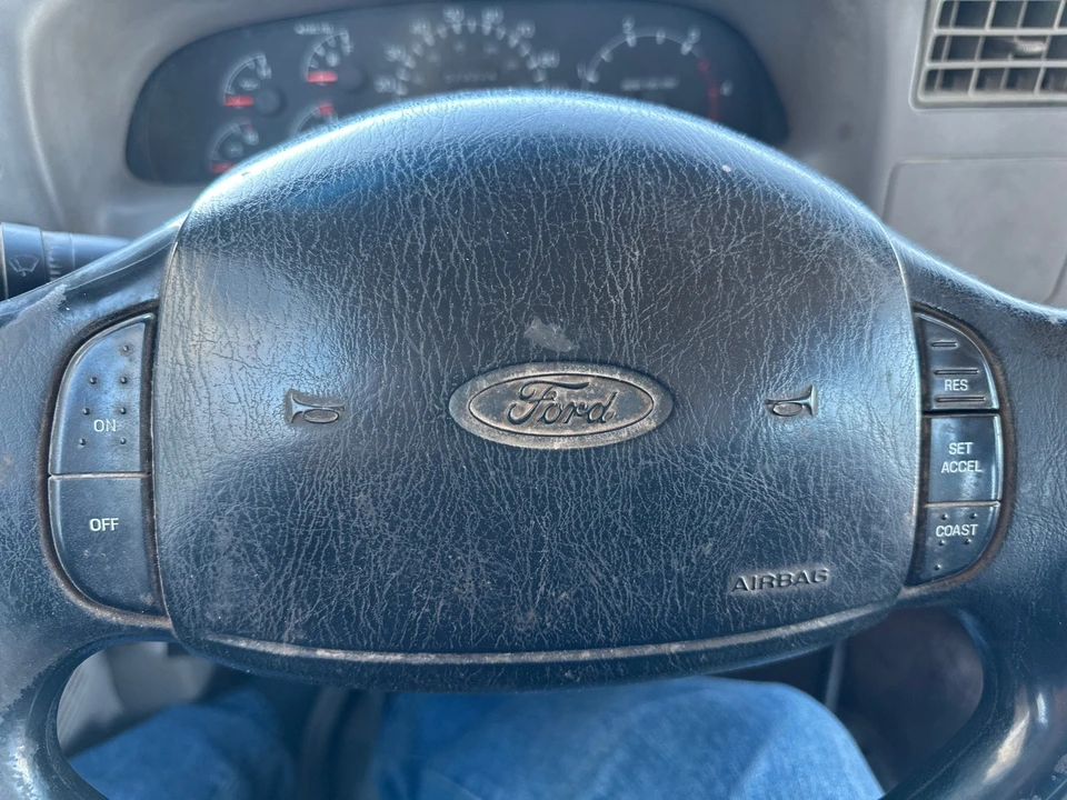 2000 Ford Super Duty 1st Gen - Image 19 of 21