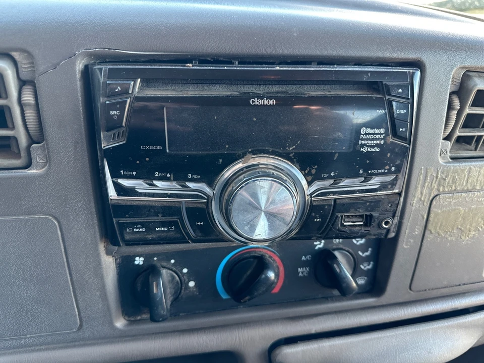2000 Ford Super Duty 1st Gen - Image 15 of 21