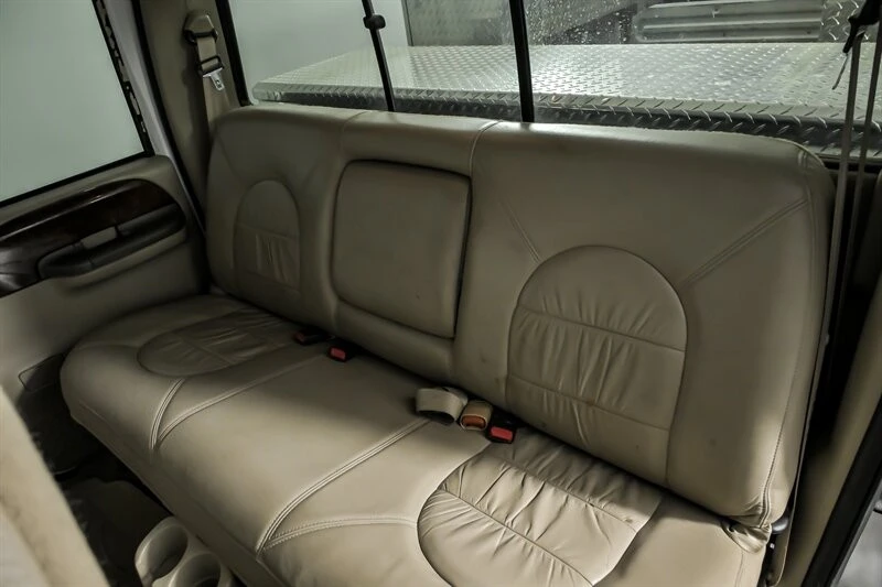 2000 Ford Super Duty 1st Gen - Image 20 of 21