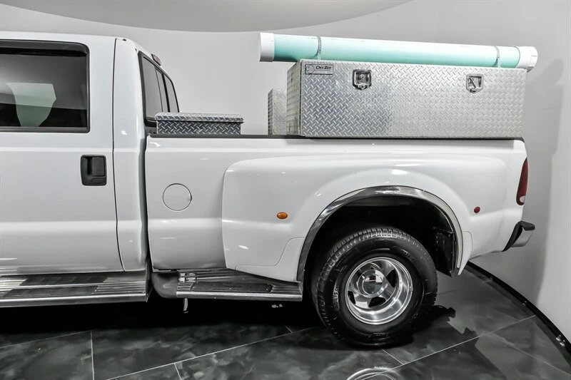 2000 Ford Super Duty 1st Gen - Image 8 of 21