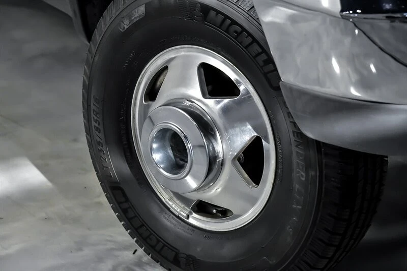 2000 Ford Super Duty 1st Gen - Image 3 of 21
