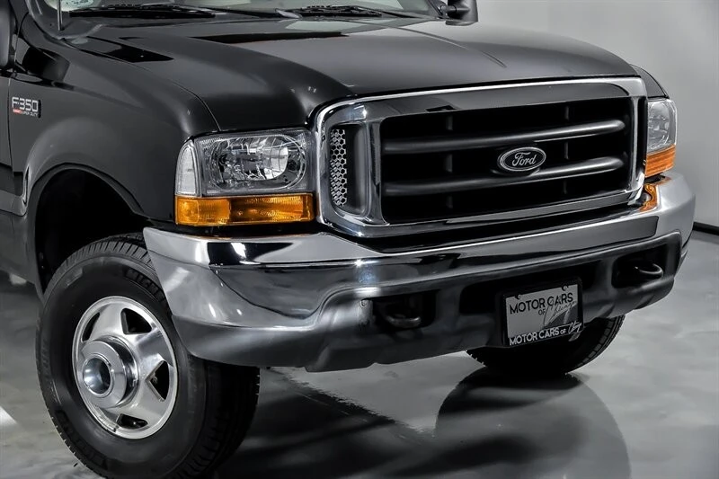 2000 Ford Super Duty 1st Gen - Image 2 of 21