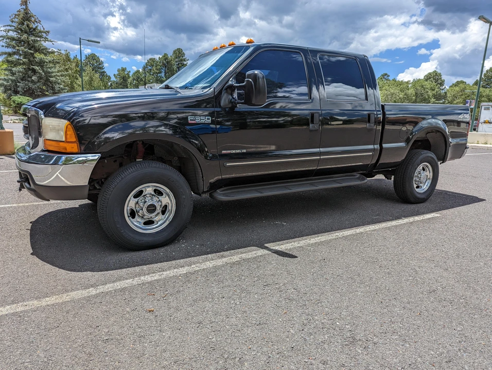 2000 Ford Super Duty 1st Gen - Image 11 of 31