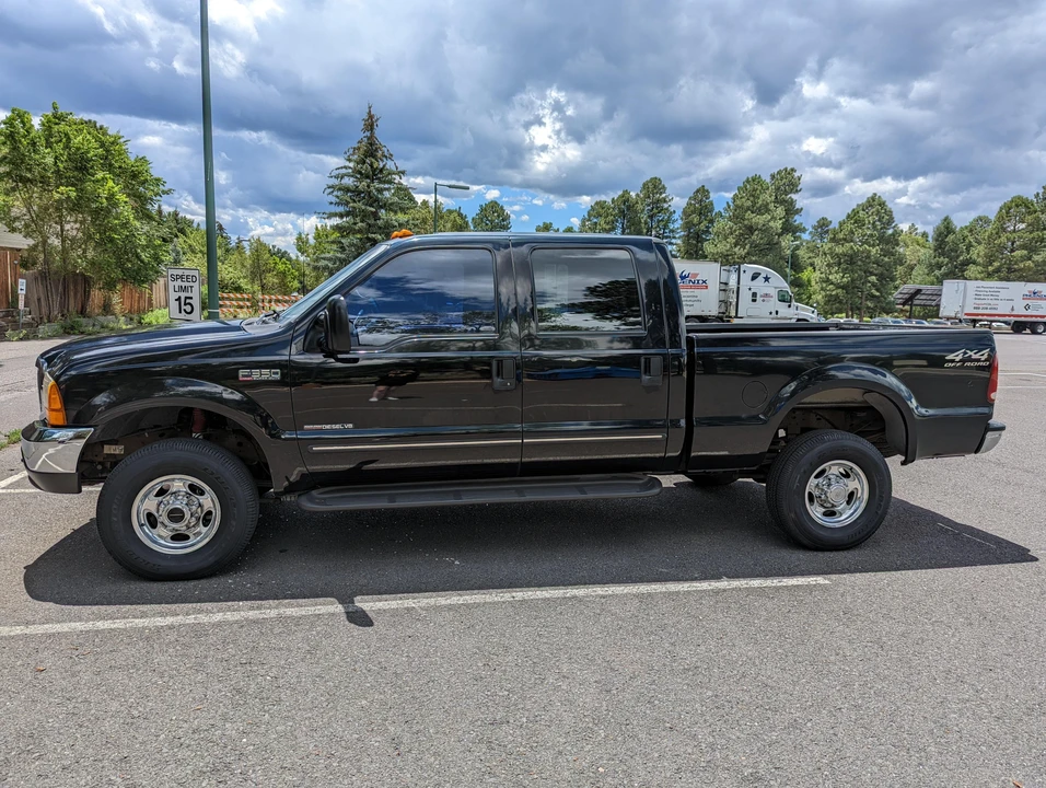 2000 Ford Super Duty 1st Gen - Image 13 of 31