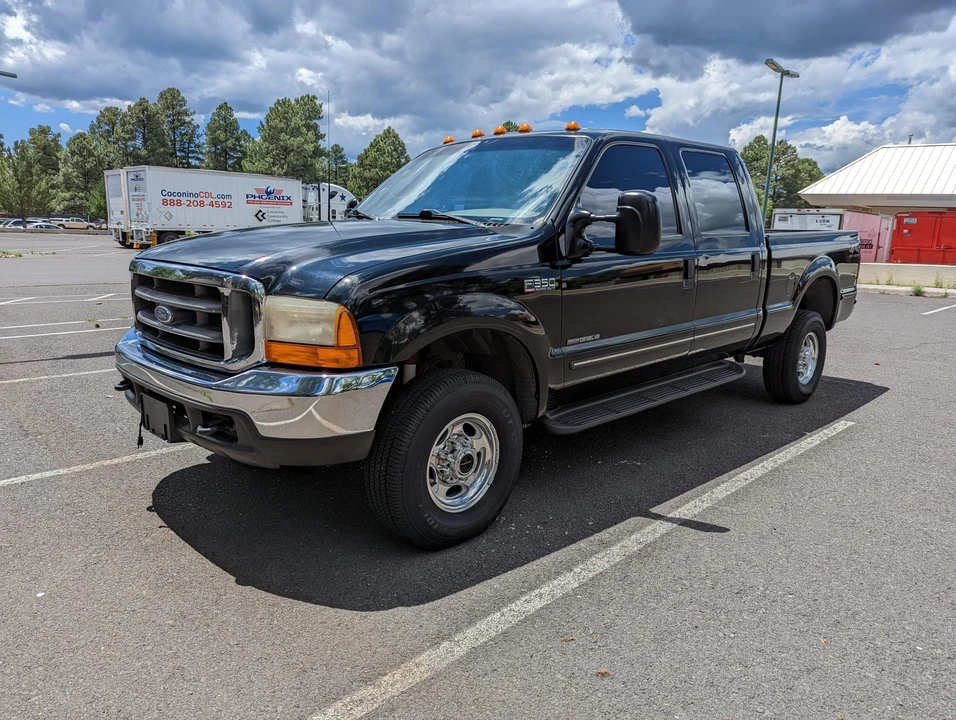 2000 Ford Super Duty 1st Gen - Image 10 of 31