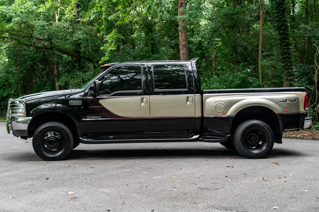 2000 Ford Super Duty 1st Gen - Image 7 of 31
