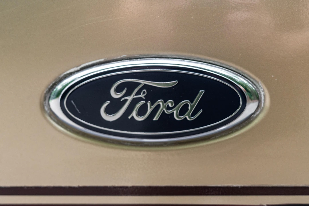 2000 Ford Super Duty 1st Gen - Image 21 of 31