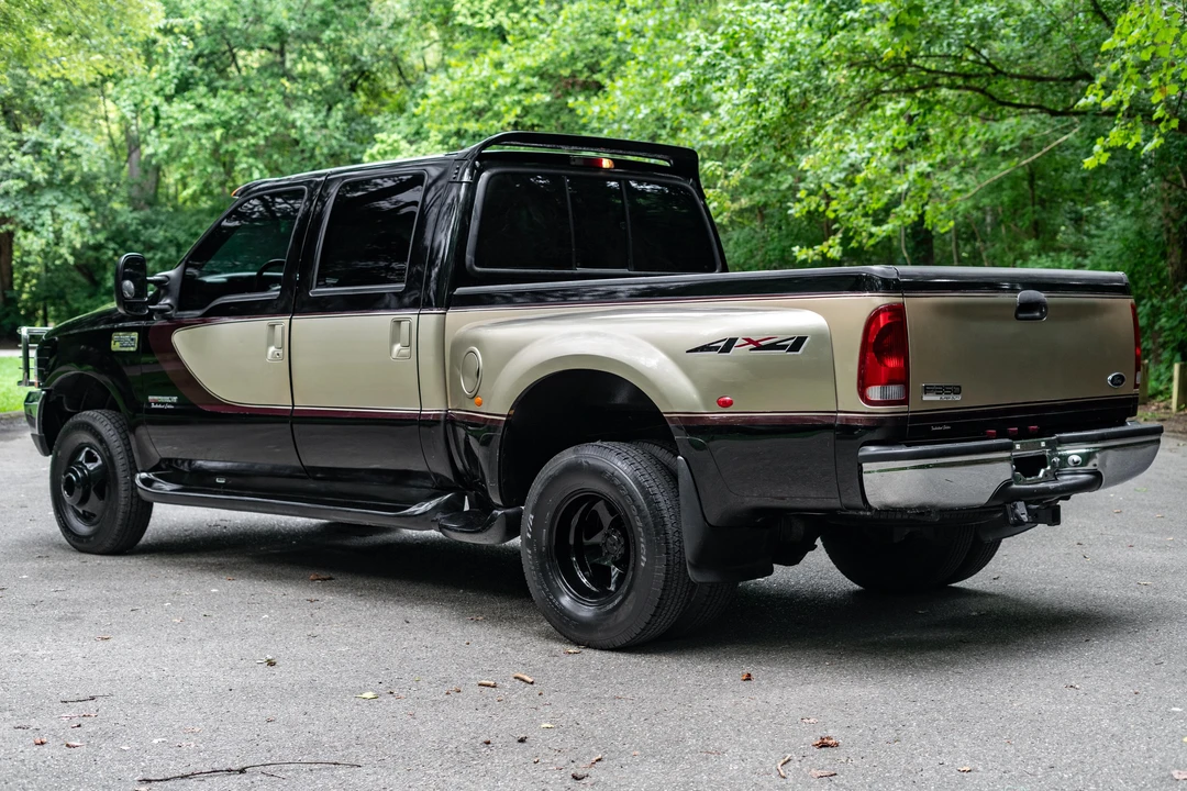 2000 Ford Super Duty 1st Gen - Image 4 of 31
