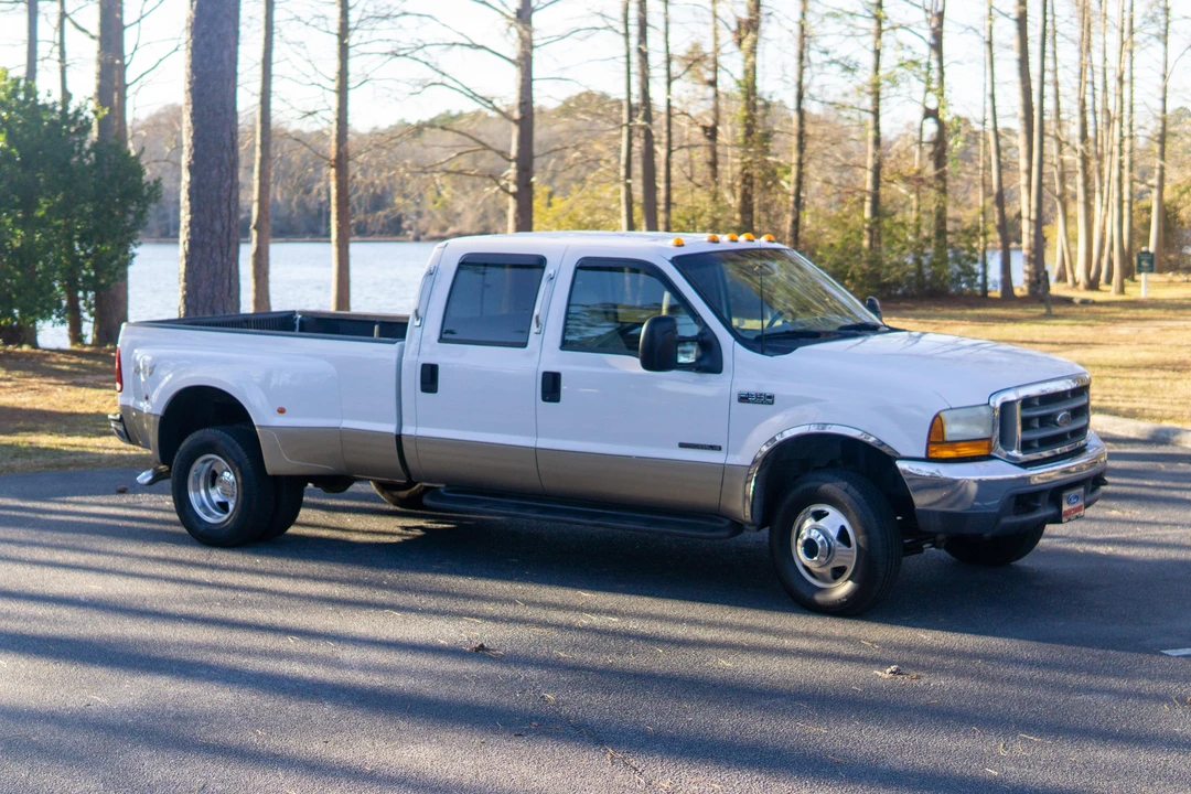 2000 Ford Super Duty 1st Gen - Image 12 of 31