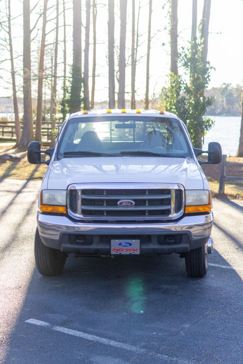 2000 Ford Super Duty 1st Gen - Image 6 of 31