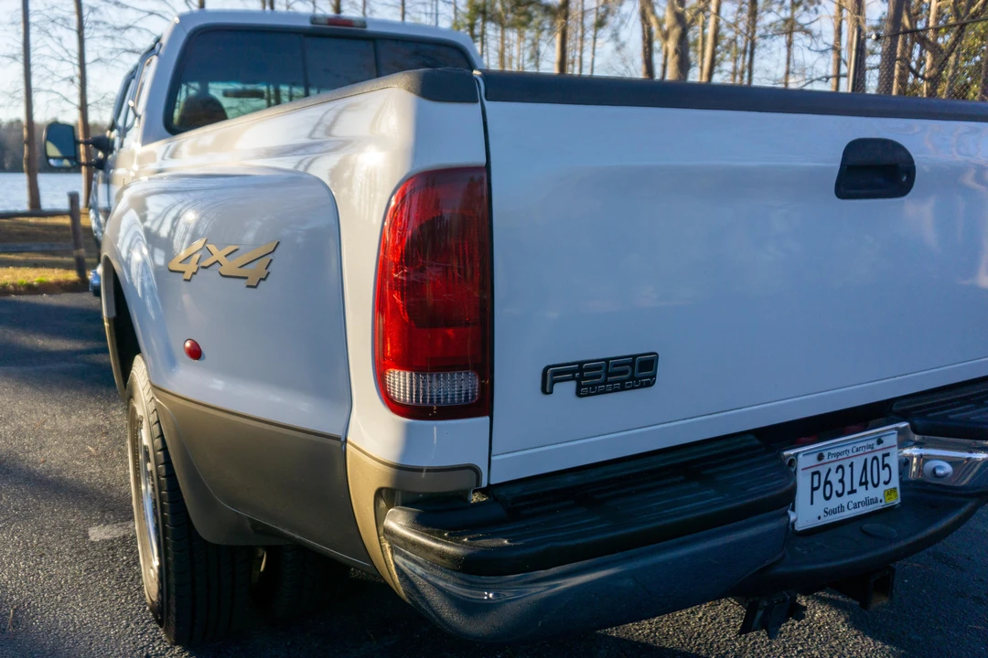 2000 Ford Super Duty 1st Gen - Image 26 of 31