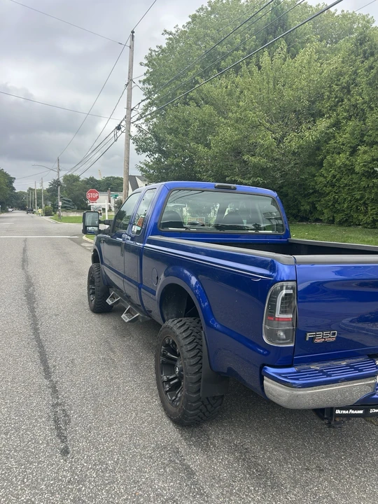 2000 Ford Super Duty 1st Gen - Image 7 of 9
