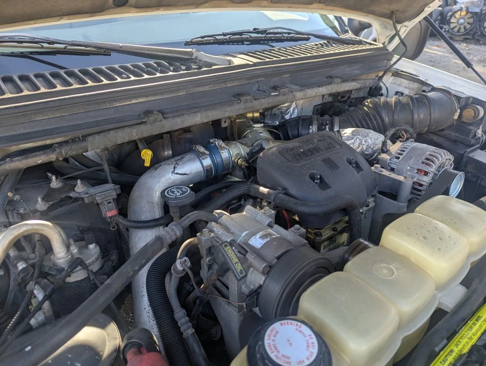 2000 Ford Super Duty 1st Gen - Image 16 of 18