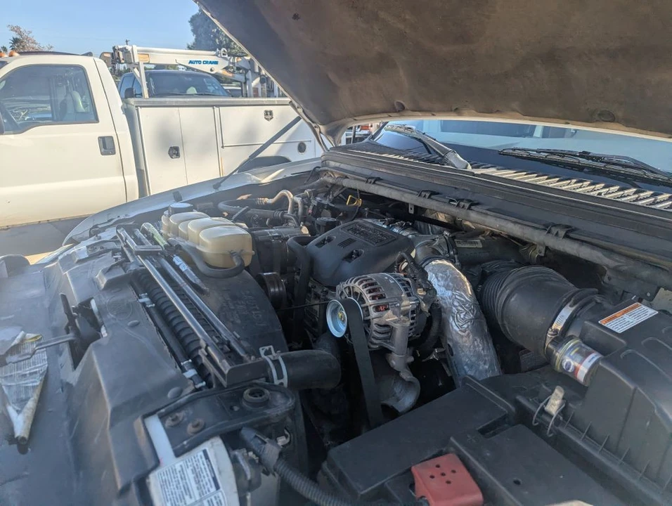 2000 Ford Super Duty 1st Gen - Image 17 of 18