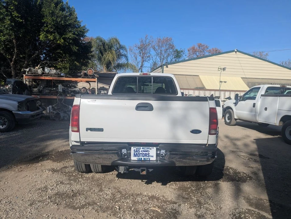 2000 Ford Super Duty 1st Gen - Image 4 of 18