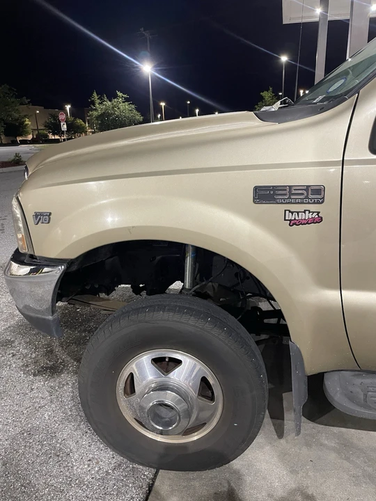 2000 Ford Super Duty 1st Gen - Image 5 of 16