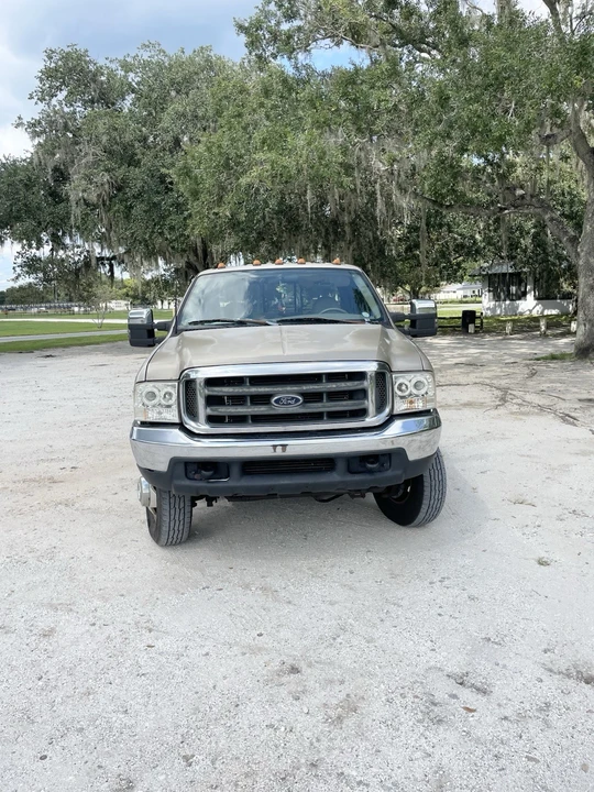 2000 Ford Super Duty 1st Gen - Image 6 of 16