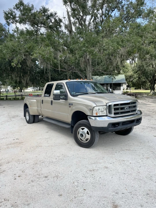 2000 Ford Super Duty 1st Gen - Image 7 of 16