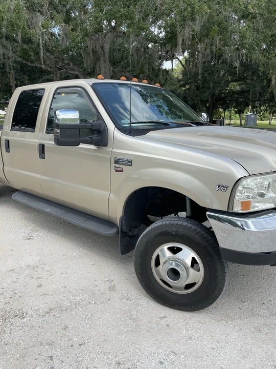 2000 Ford Super Duty 1st Gen - Image 8 of 16