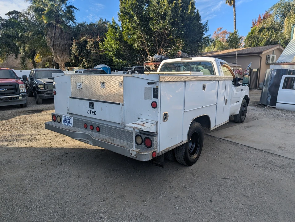 2000 Ford Super Duty 1st Gen - Image 5 of 15