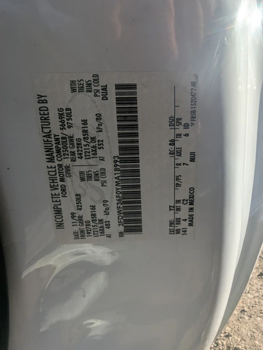 2000 Ford Super Duty 1st Gen - Image 15 of 15